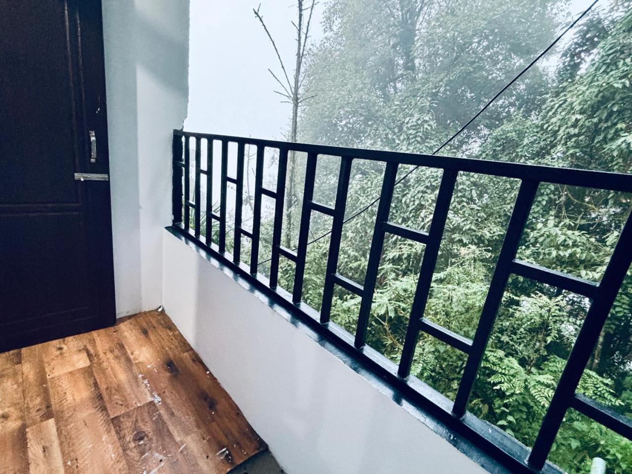 Forest Lodge - 80 Mts From Mall Road Darjeeling  Exterior foto