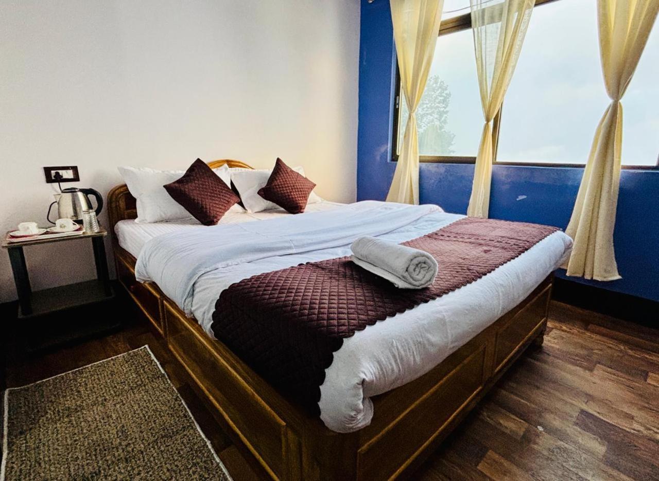 Forest Lodge - 80 Mts From Mall Road Darjeeling  Exterior foto