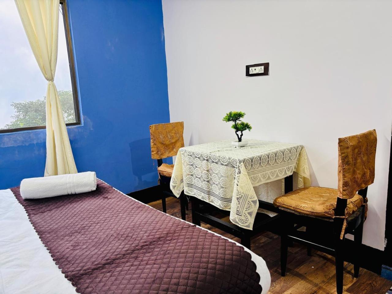 Forest Lodge - 80 Mts From Mall Road Darjeeling  Exterior foto